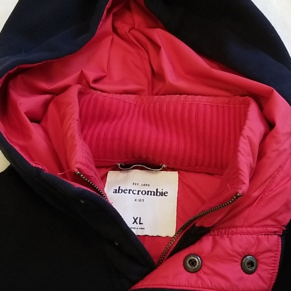 Boy's Abercrombie Kids Navy & Red Hoodie XL - Picture 4 of 7